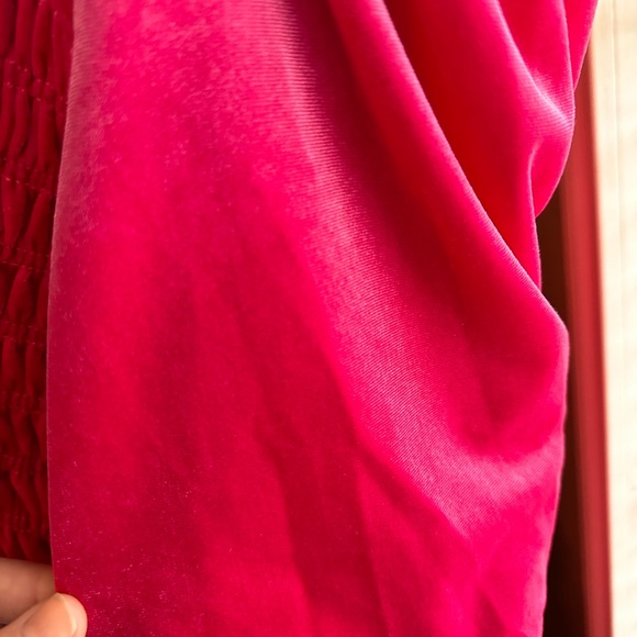 🎀 Hot Pink Maxi Dress 🎀 - Picture 5 of 7